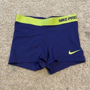 Nike spandex